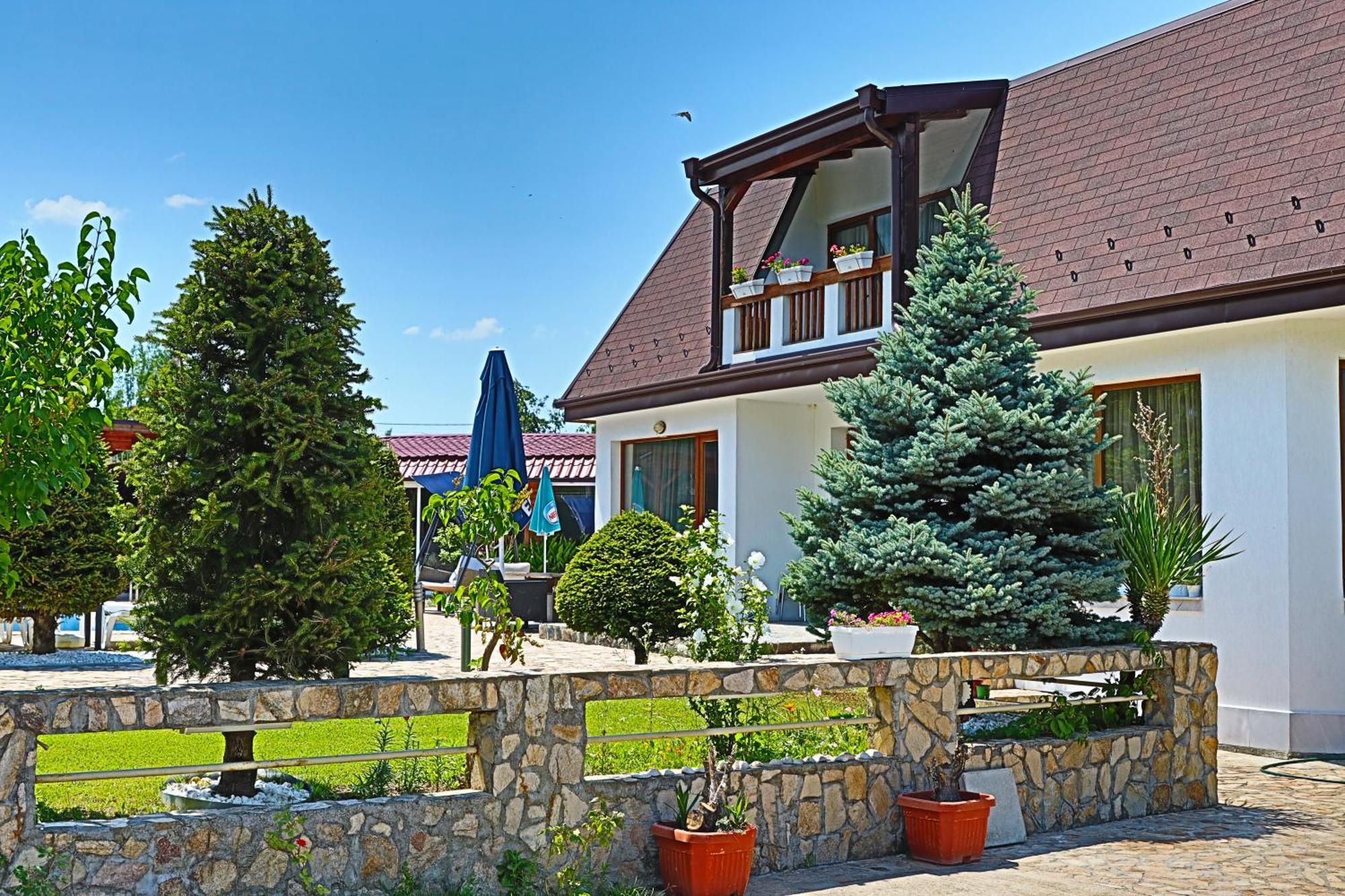Holiday House Kubrat Sapareva Bania Exterior foto