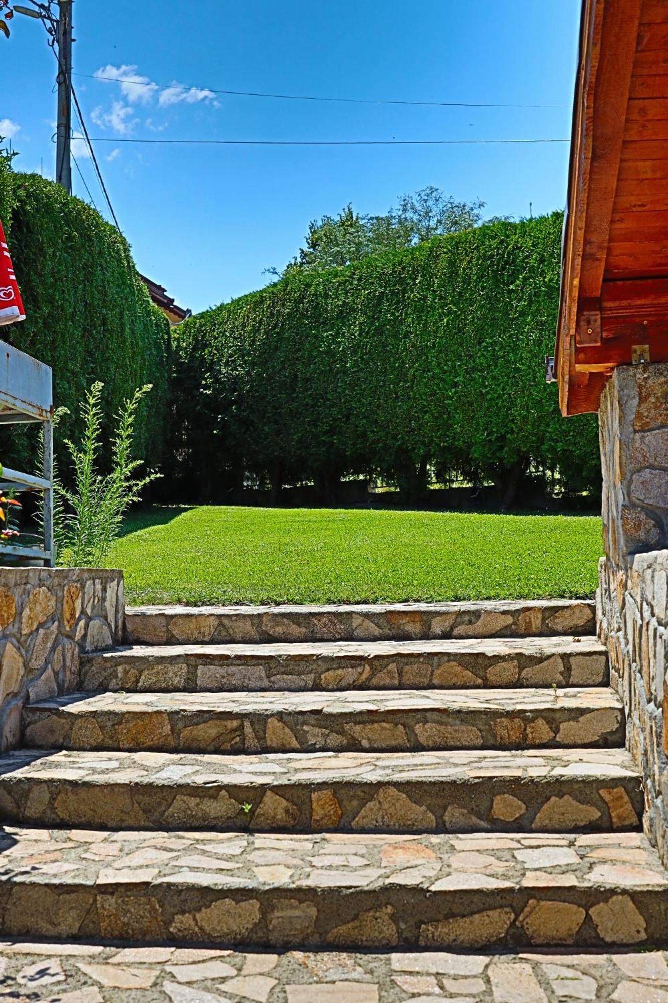 Holiday House Kubrat Sapareva Bania Exterior foto