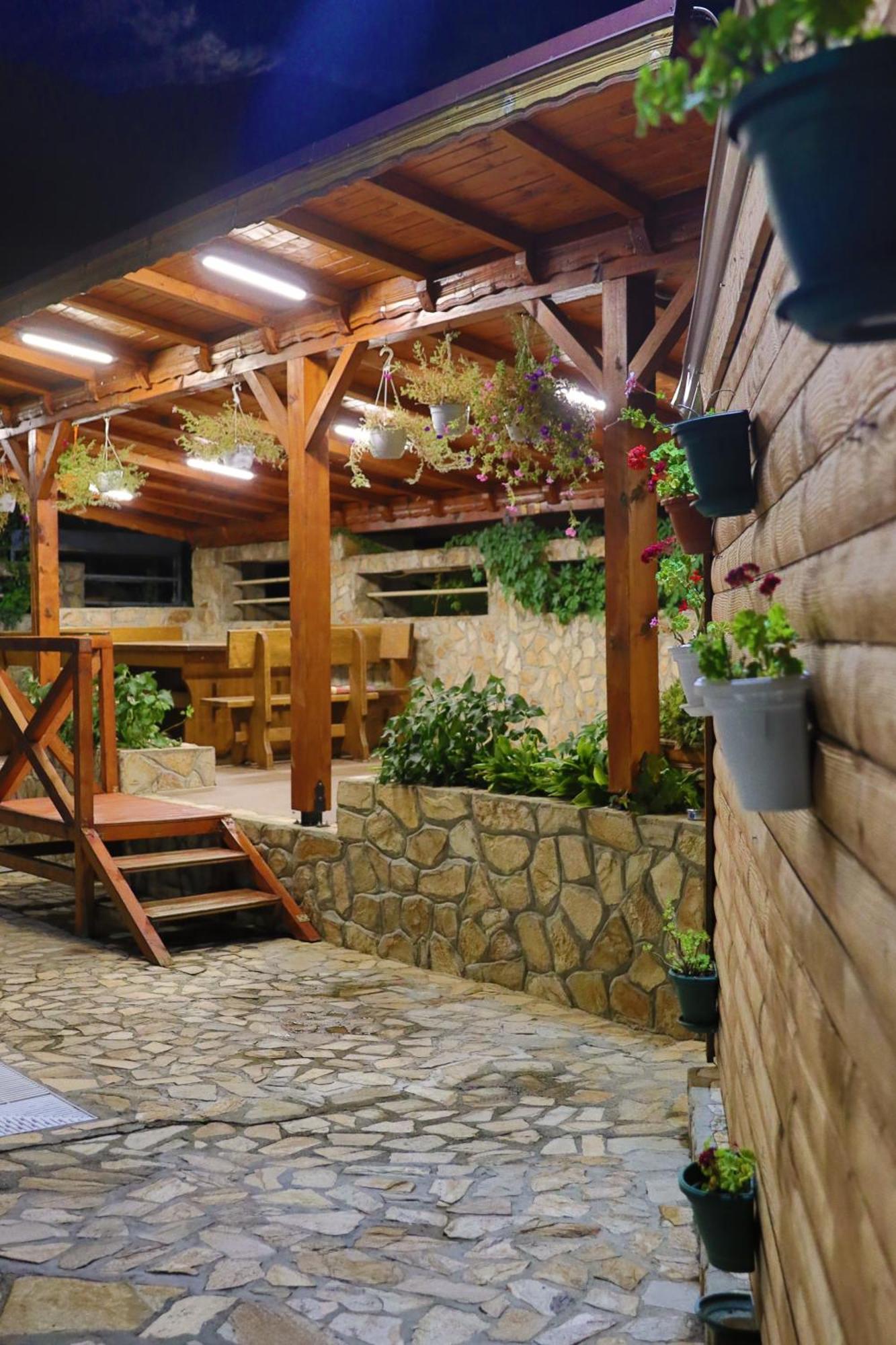 Holiday House Kubrat Sapareva Bania Exterior foto