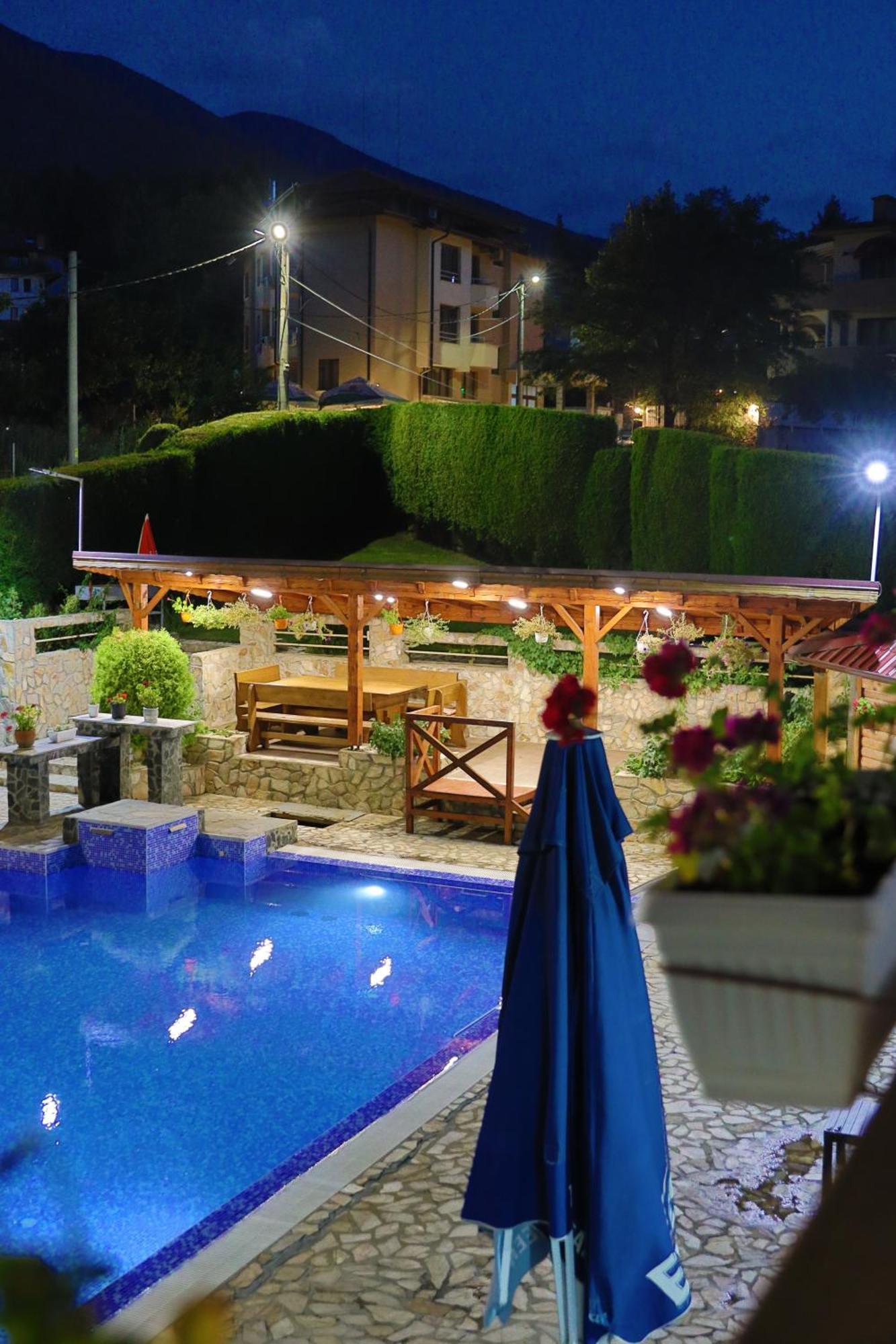 Holiday House Kubrat Sapareva Bania Exterior foto